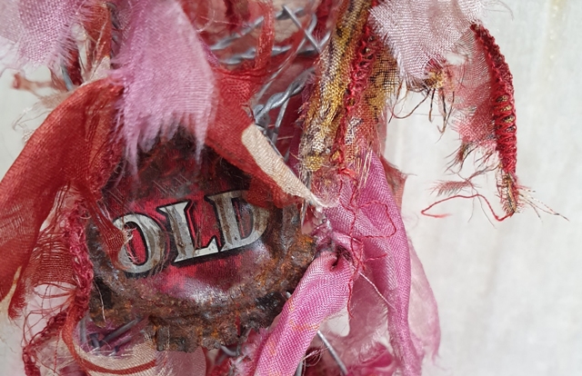 Kim-Schoenberger_Ealdwif_(detail)_2022_vintage-silk-horse-hair-metal-and-wire_wkshp-flyer-3_sml